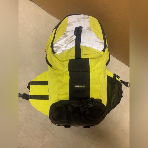 Icon Moto Mil-Spec Motorcycle Riding Backpack Bright Yellow - Picture 7 of 17